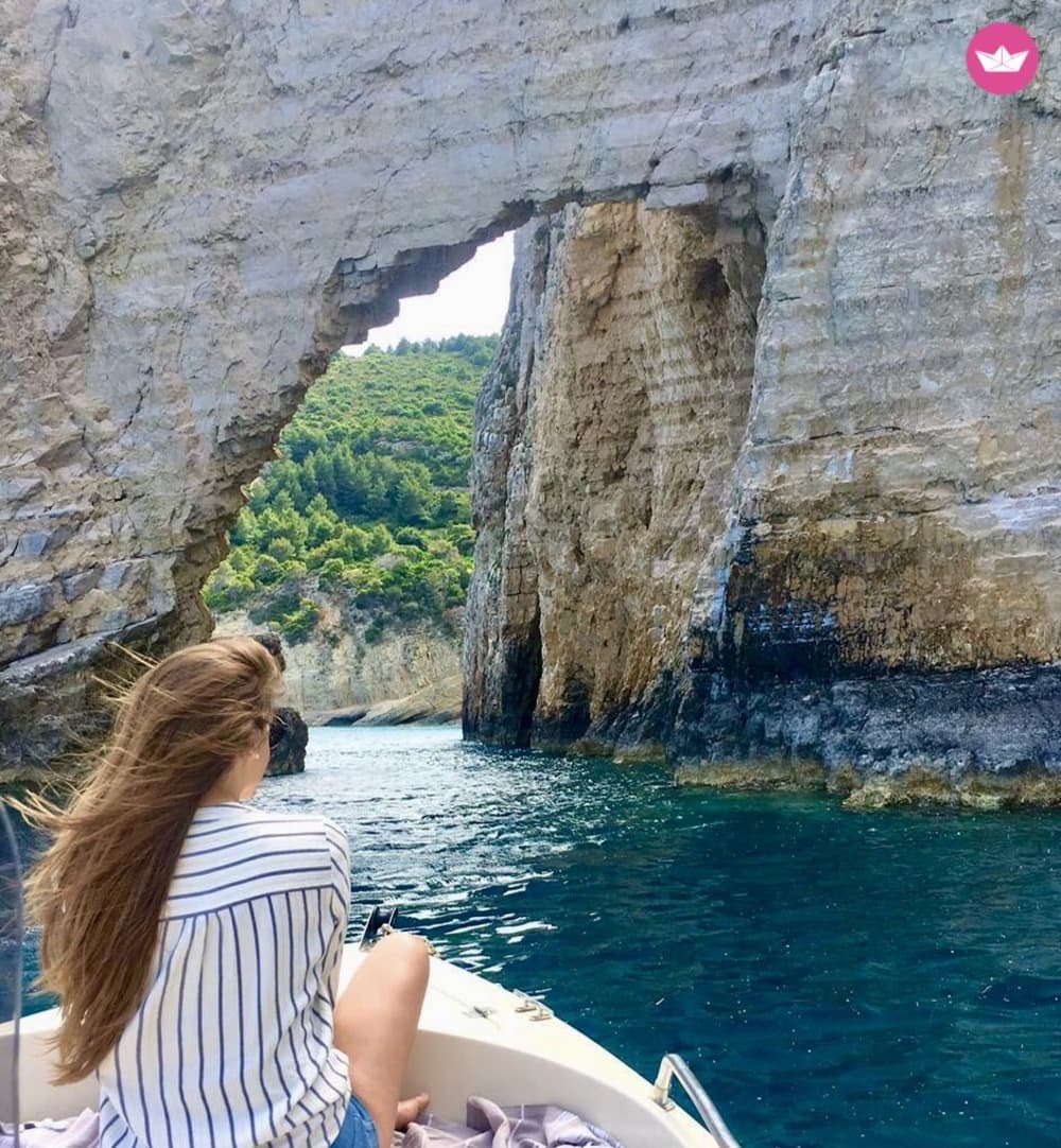 Quick Escape to Paradise: Private 3-Hour Cruise