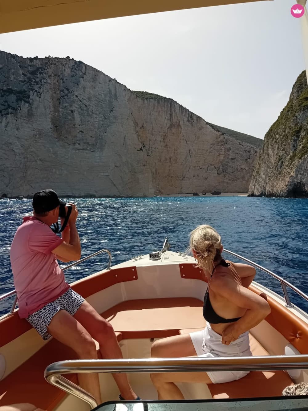 Quick Escape to Paradise: Private 3-Hour Cruise