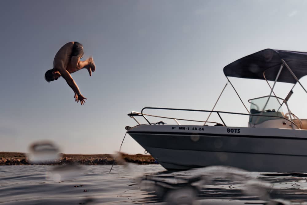 Exklusiv privat motorbåtstur på Menorca med lokal skeppare (8 timmar)