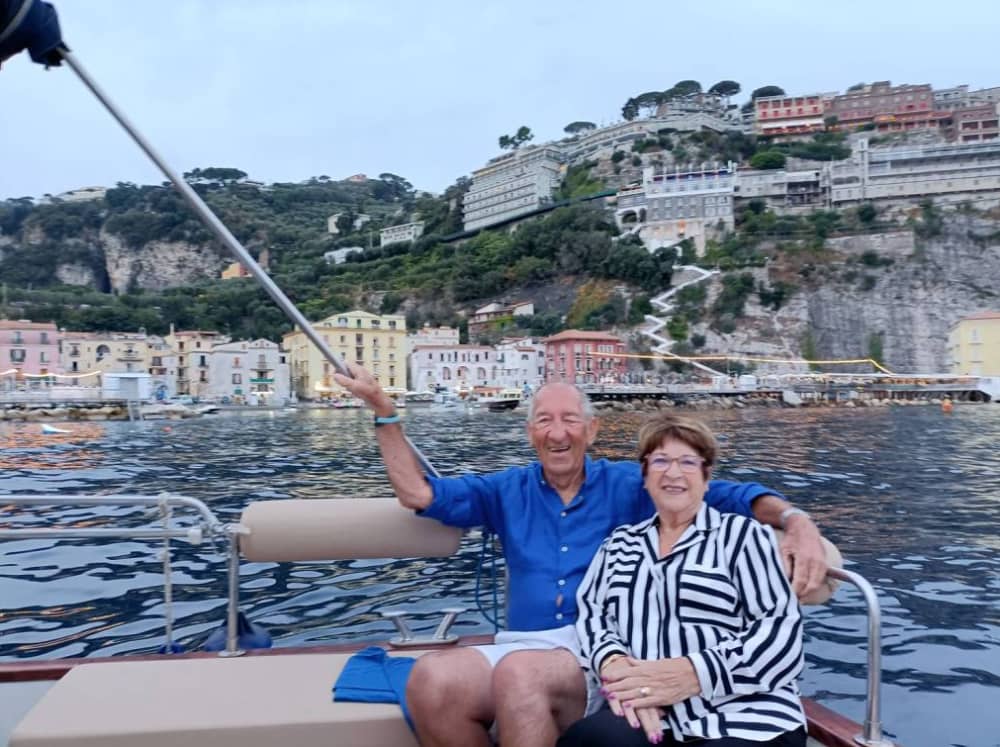 Passeio pela Costa Amalfitana
(Nerano-Positano+Amalfi-Nerano)