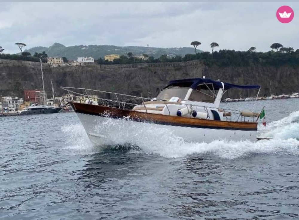 Passeio pela Costa Amalfitana
(Nerano-Positano+Amalfi-Nerano)