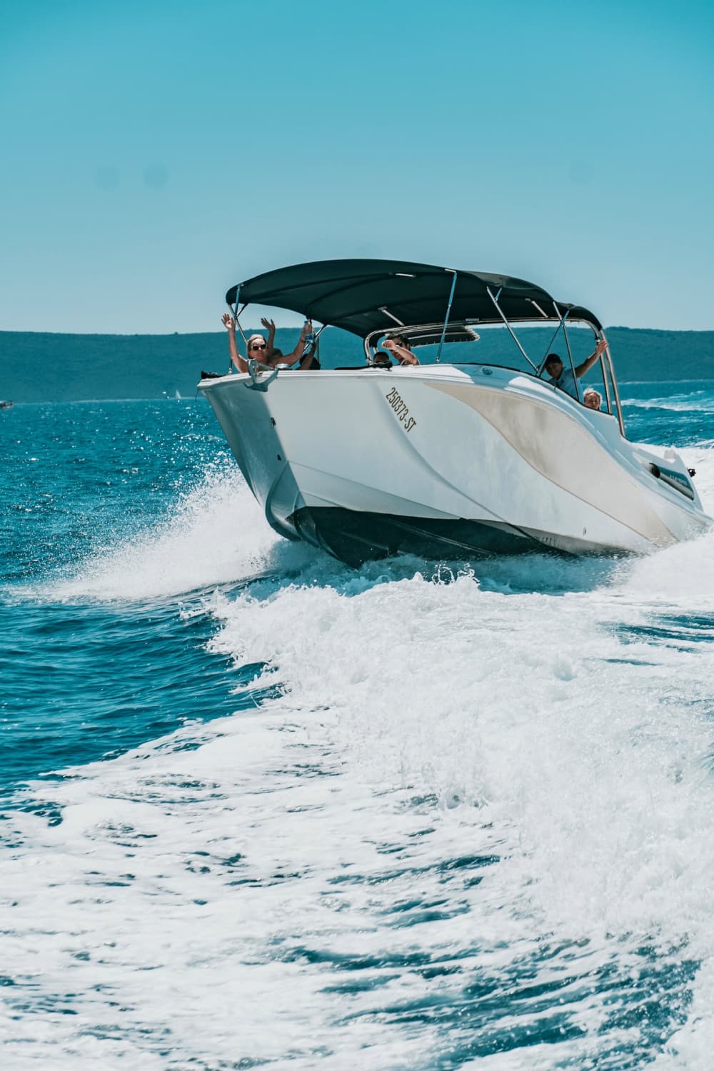 Blue Lagoon & Three Islands Exclusive Tour