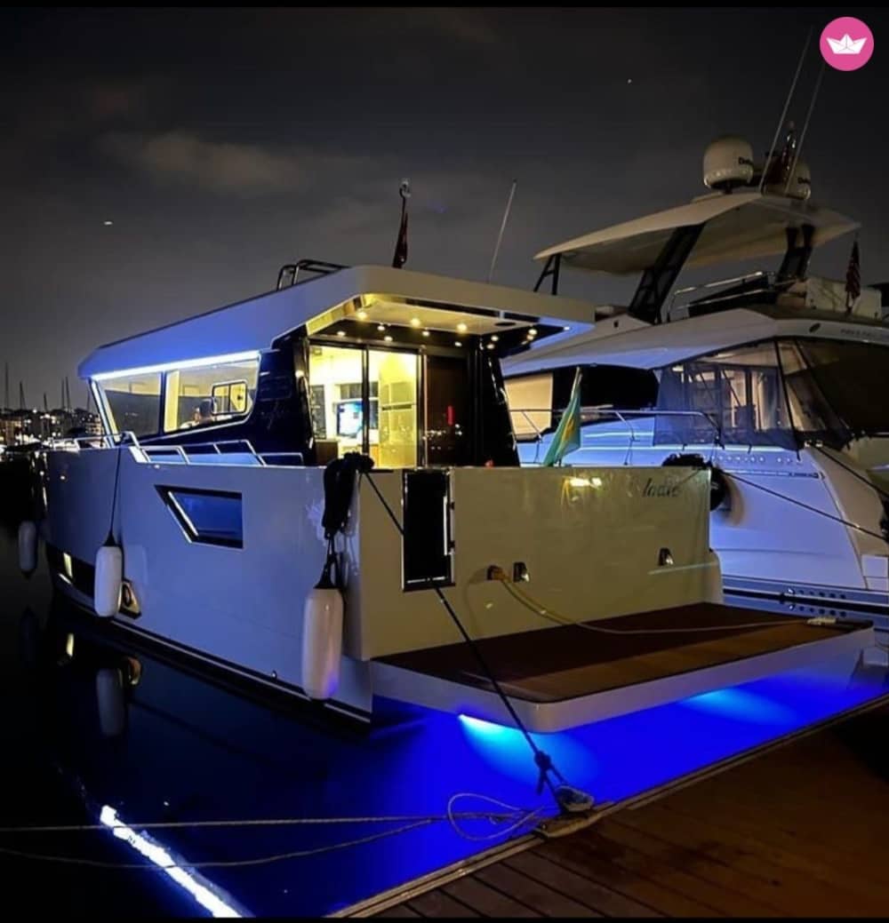 Twilight Escape: Mellan Frioul Island och Calanques d'Ensues