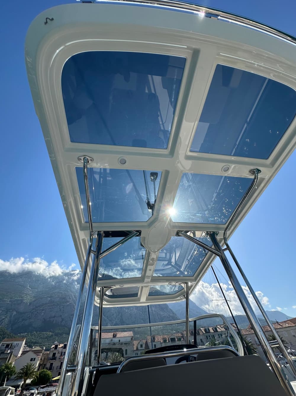 Makarska escape: 4h of relaxation on a motorboat