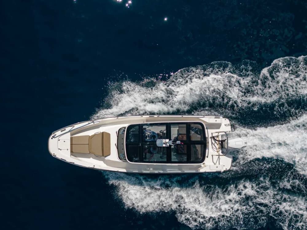 Makarska escape: 4h of relaxation on a motorboat