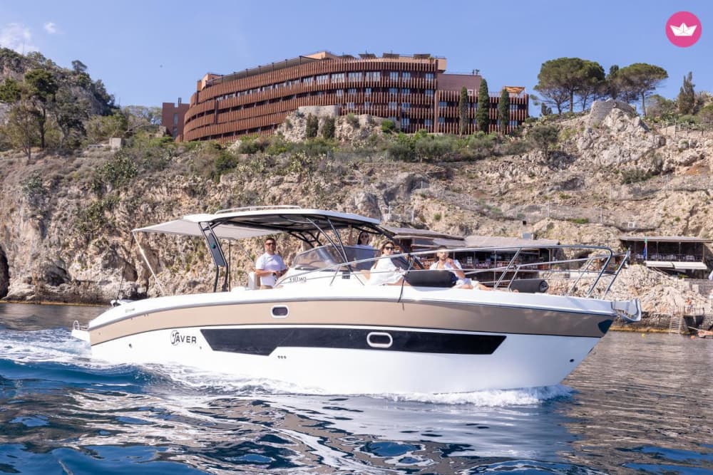 Taormina Blu: la crociera costiera per eccellenza