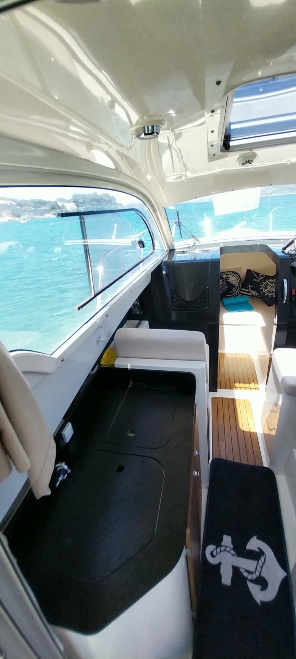 Discover Dubrovnik's shores: A complete day trip aboard a motorboat