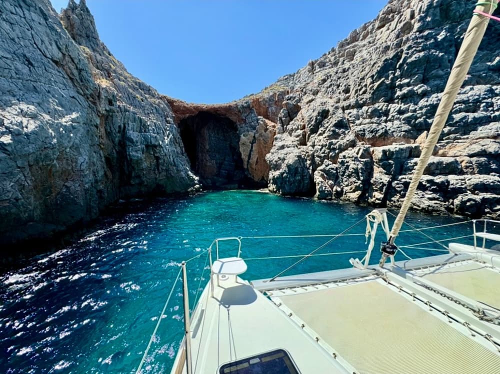 Mykonos Cruisin Katamaran Lagoon