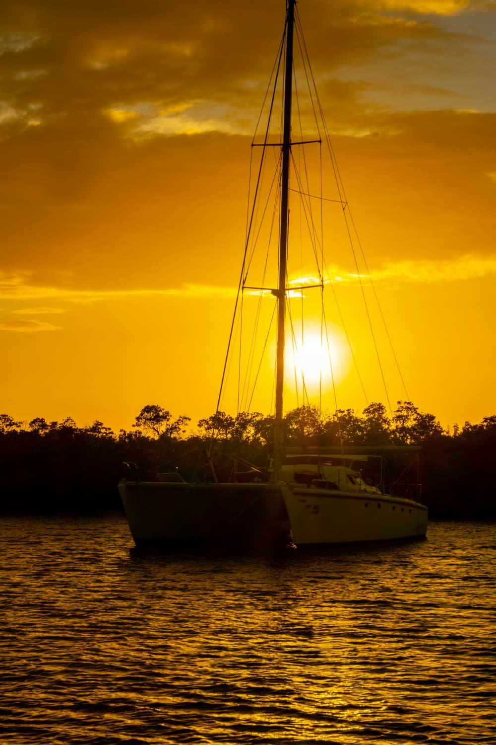 Mykonos Cruisin Katamaran Lagoon