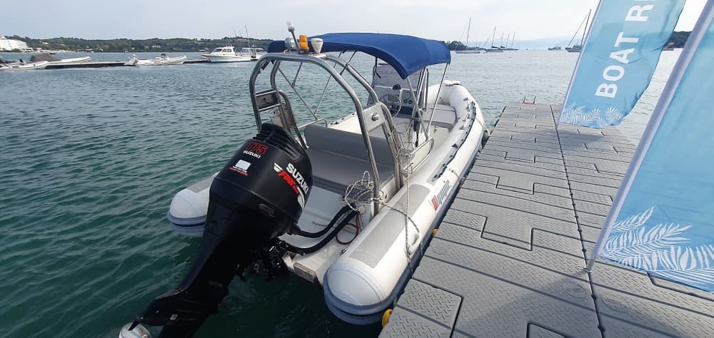 One day in Porto Cheli on a motorboat