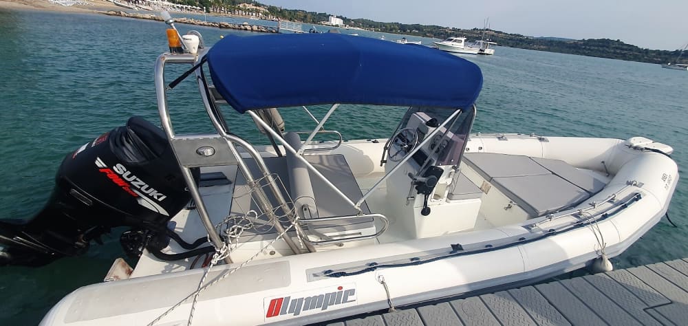 One day in Porto Cheli on a motorboat