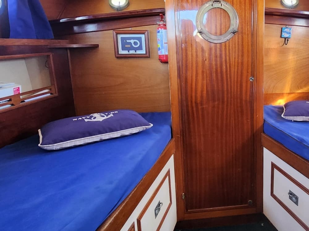 Spend your day in Castellammare del Golfo renting a motorboat for 7 hours to discover the Zingaro