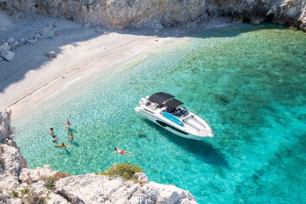 East Gulf of Corinth Full-Day Cruise from Kiato