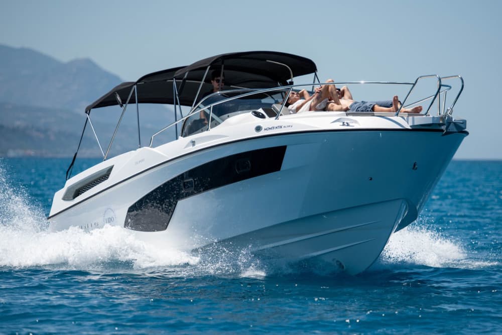 East Gulf of Corinth Full-Day Cruise from Kiato