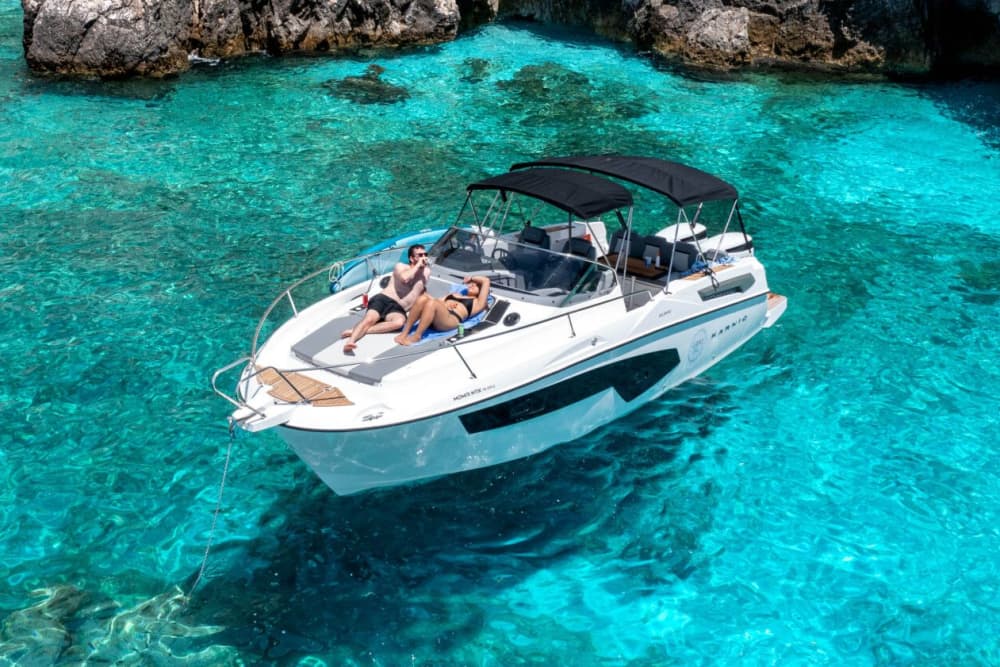 East Gulf of Corinth Full-Day Cruise from Kiato