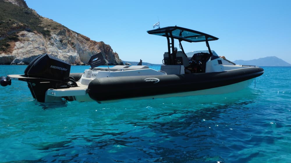 One day in Athens you can have the opportunity to travel to an island, swim, eat, enjoy your wine while sunbathing on the boat and return at sunset enjoying beautiful, unique moments.