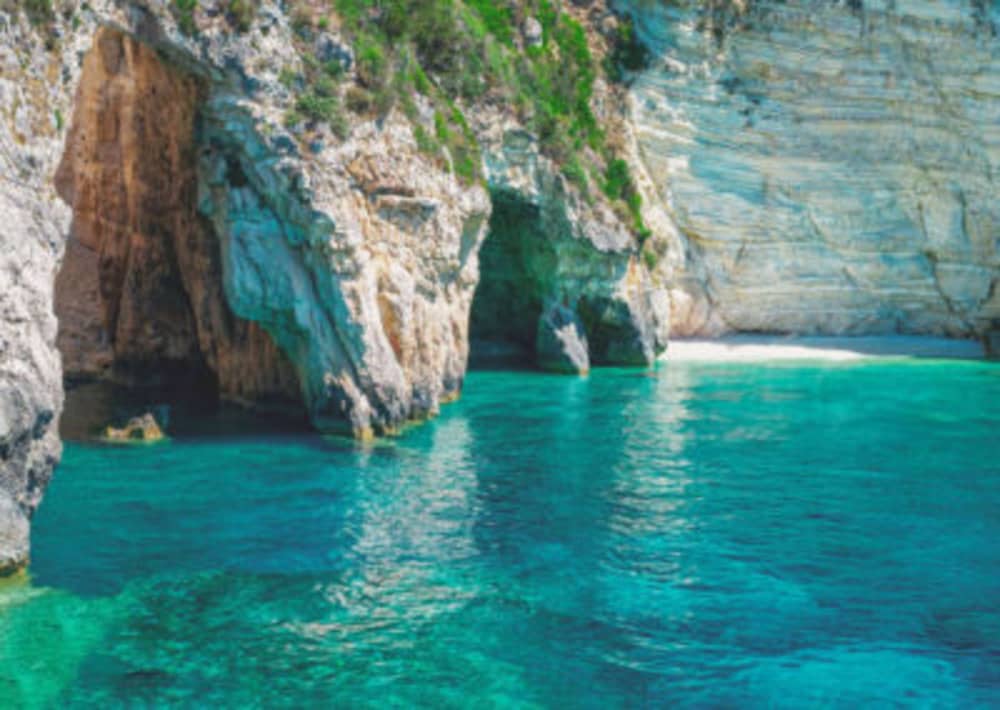 PAXOS - ANTIPAXOS - CUEVAS AZULES: Crucero privado de lujo