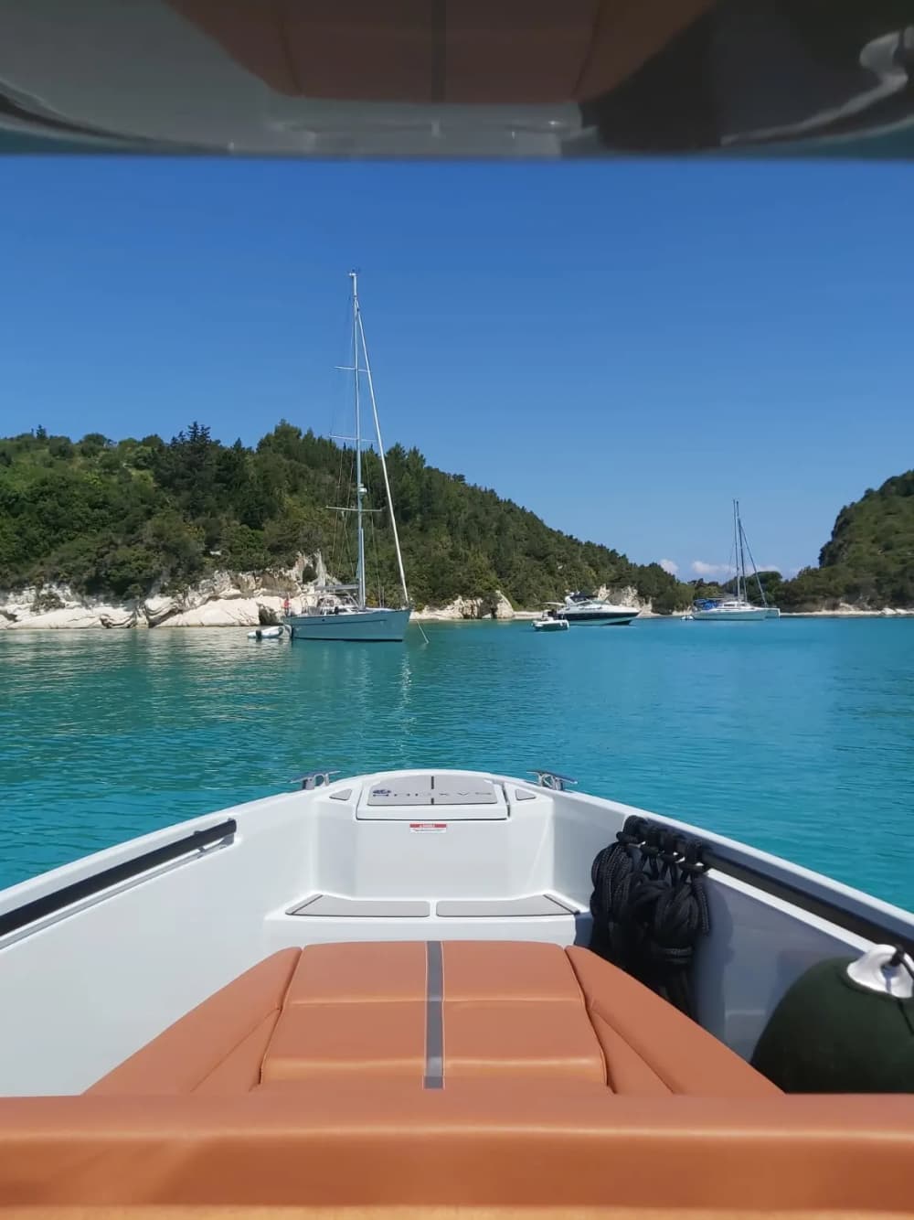 PAXOS - ANTIPAXOS - CUEVAS AZULES: Crucero privado de lujo