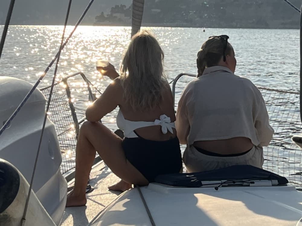 Отдохните в Ментоне: 8 часов солнца на парусной лодке.