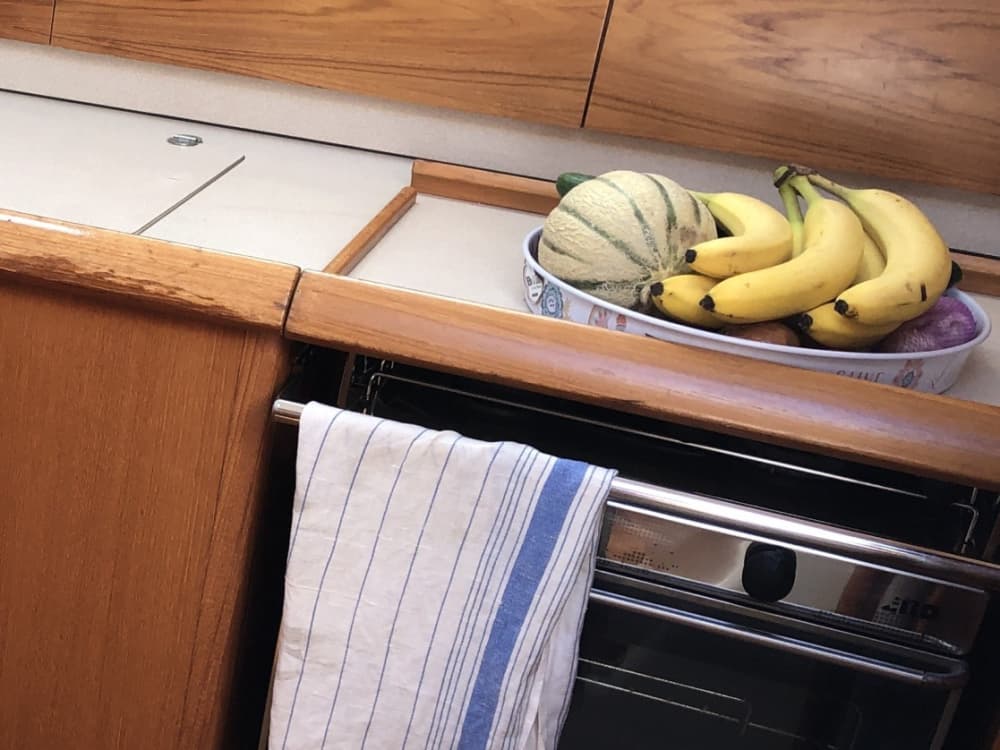 Отдохните в Ментоне: 8 часов солнца на парусной лодке.