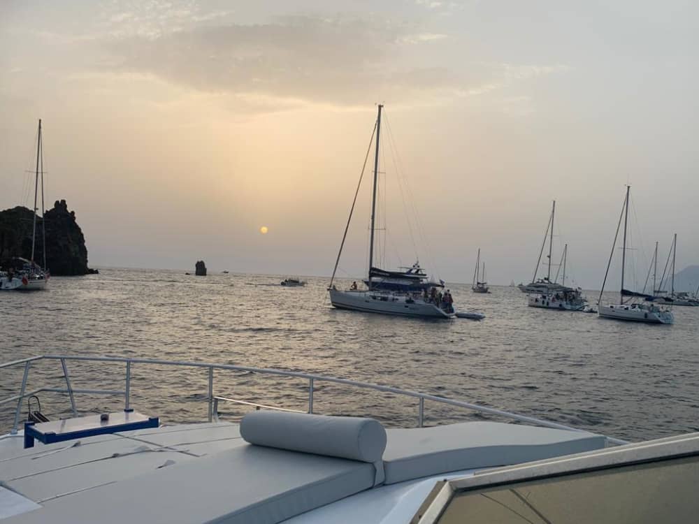 Italian dreams start at sea: A 7h voyage through the heart of Palermo