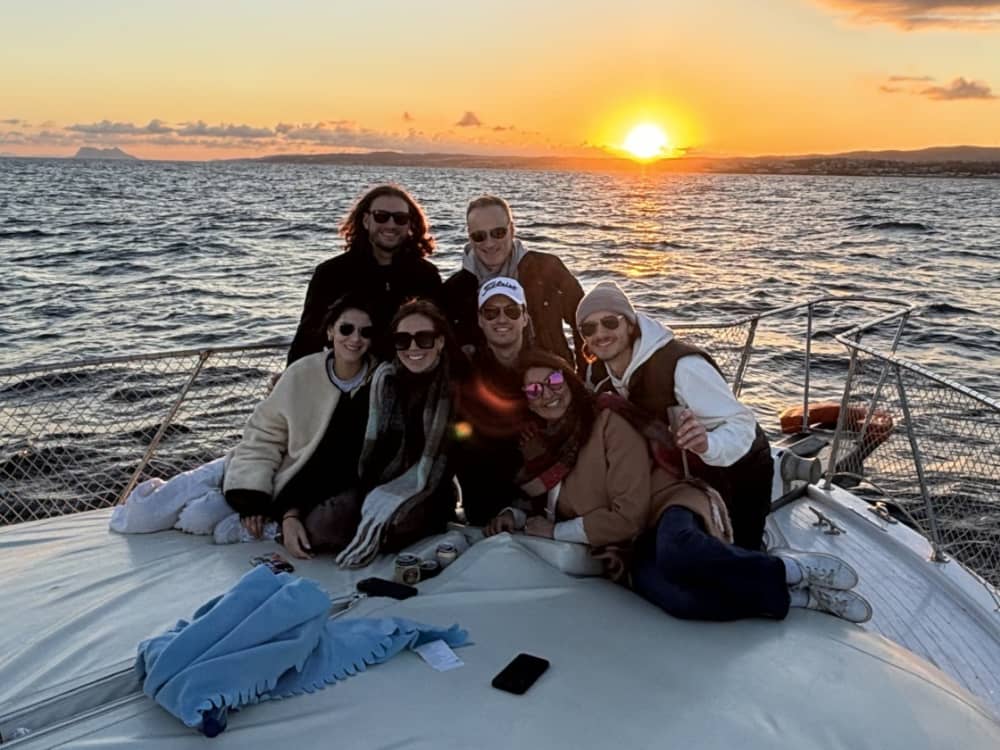 Spend 4h45 on the water in Estepona with sun and clear waters
