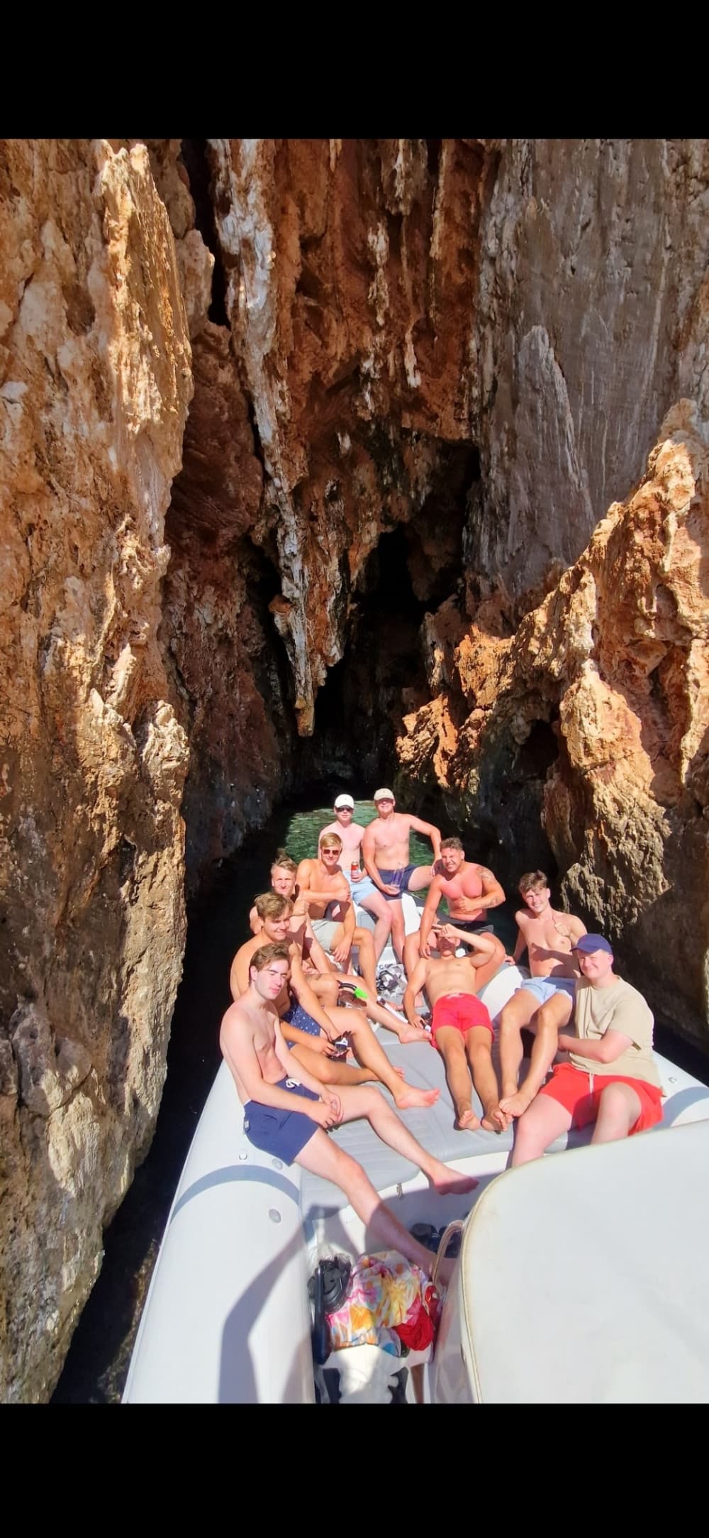 Desfrute de 7h30 em uma lancha em Hvar.