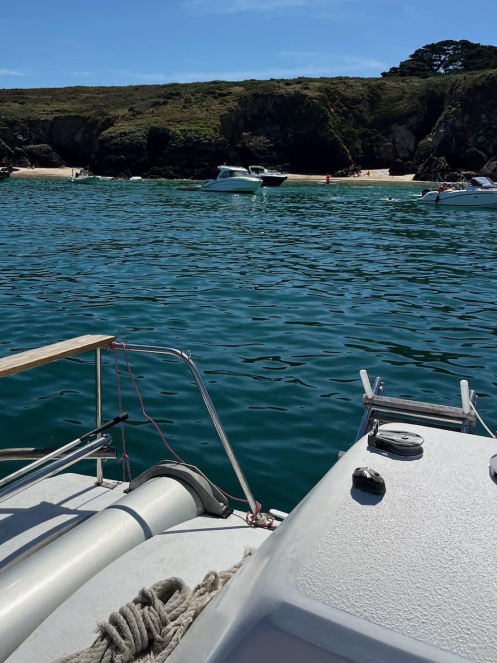 Une journée en catamaran dans le Golfe – détente & navigation