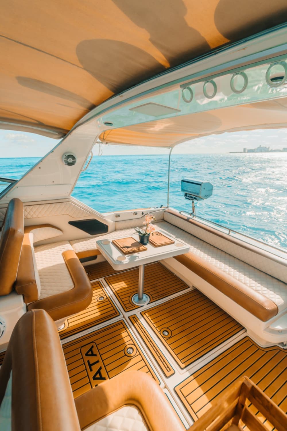43' Sea Ray Cancun - Isla Mujeres Private Boat Experience