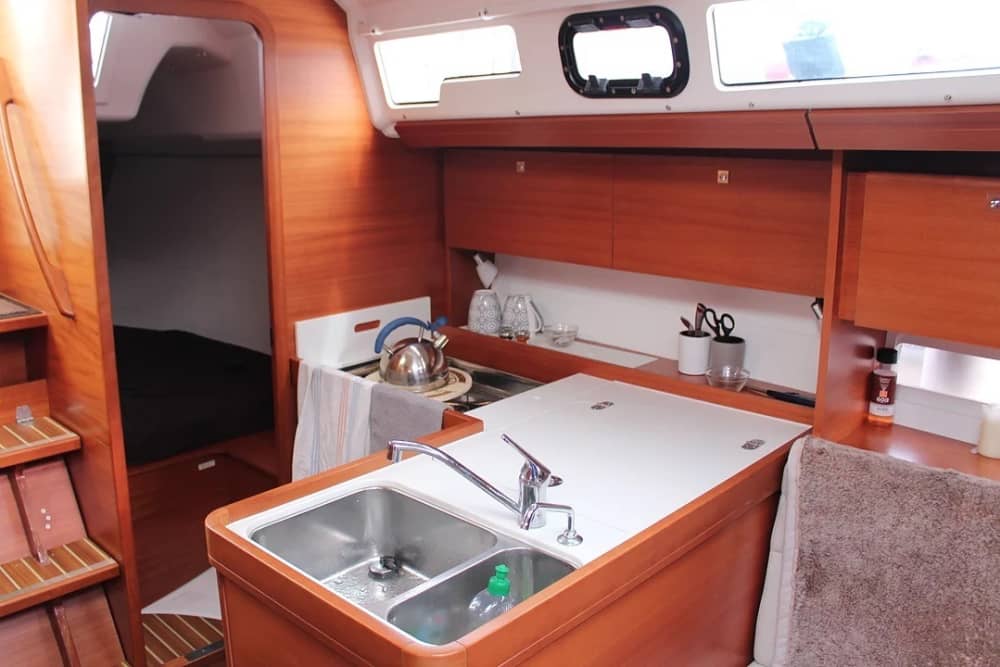 Heldagssegelbåtsuthyrning i La Rochelle