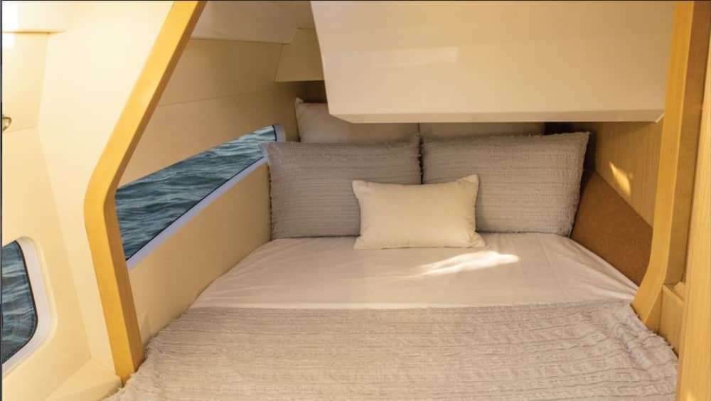 Votre bateau à moteur privé pour une journée autour de Fréjus