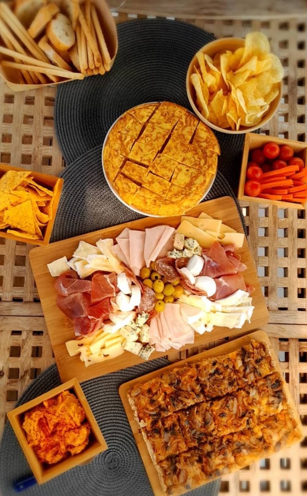 Sail Palma de Mallorca: A 7-hour sailing and wellness experience