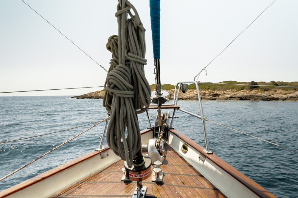 Excursie scurtă, vele adevărate: Experimentați Palma de Mallorca pe o barcă cu pânze