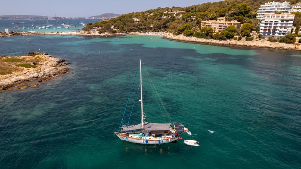 Courte escapade, voiles authentiques : découvrez Palma de Majorque en voilier.