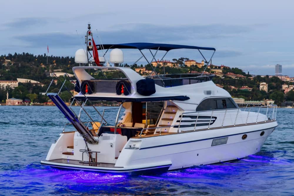 Istanbuls nyårsafton: En yachtfest på Bosporen