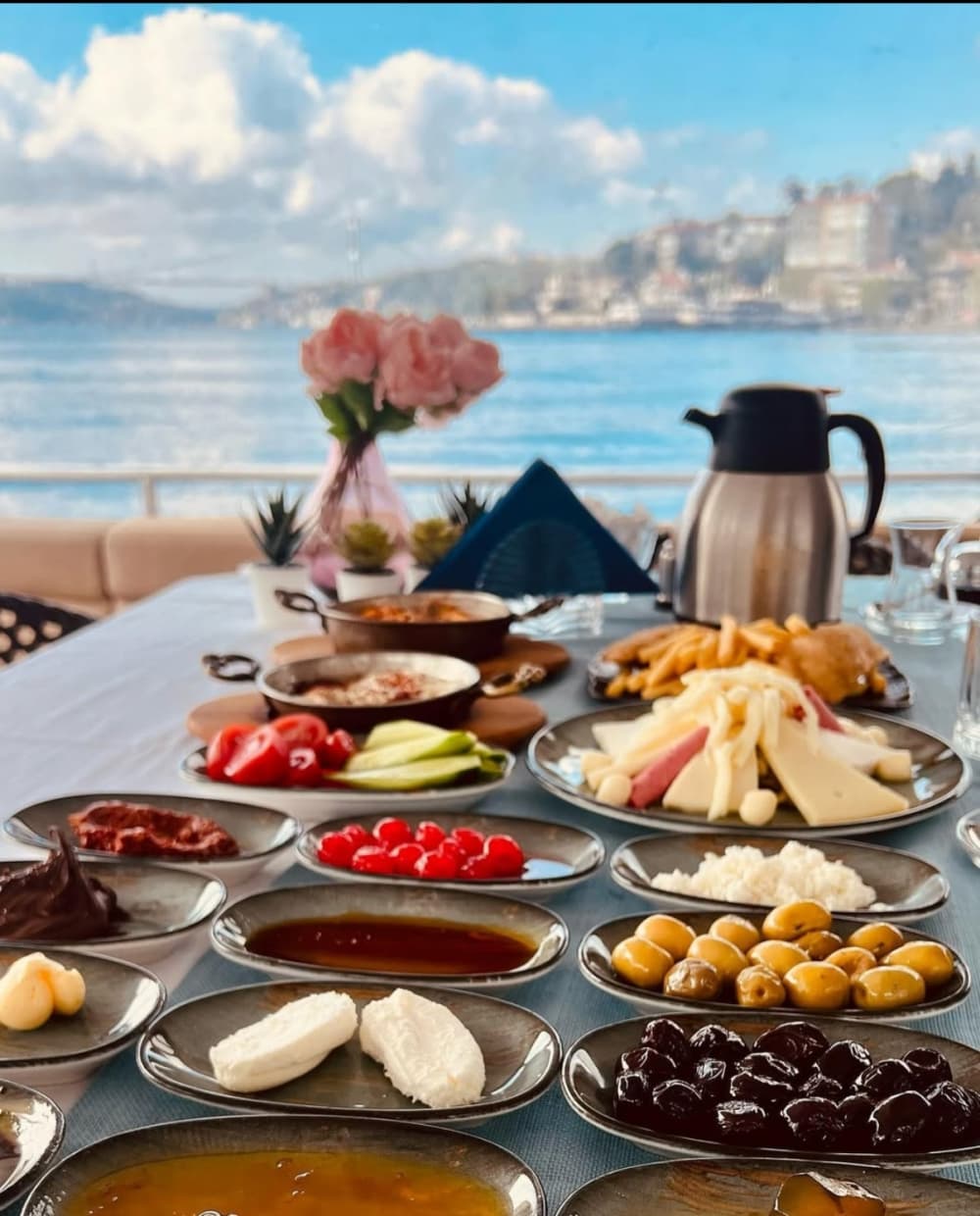 Turkish breakfast with panoramic Bosphorus Cruise