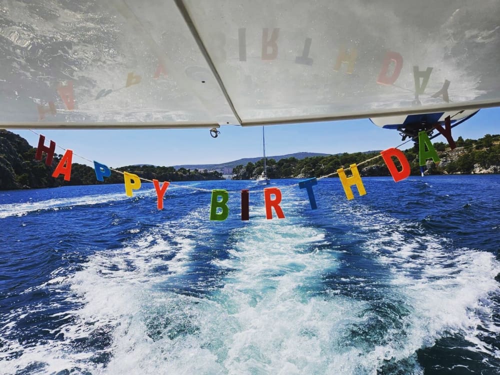 Geniet van 8 uur op een motorboot in Šibenik.