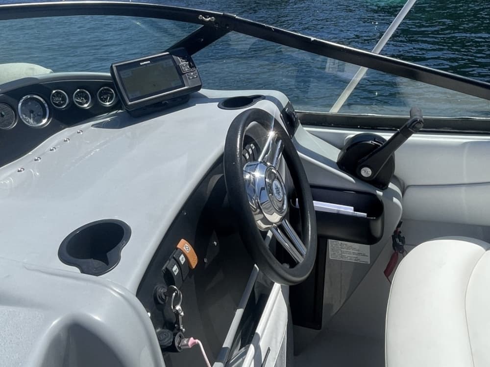 Nice'i Keşfedin: Motorlu tekneyle yarım günlük saf keyif