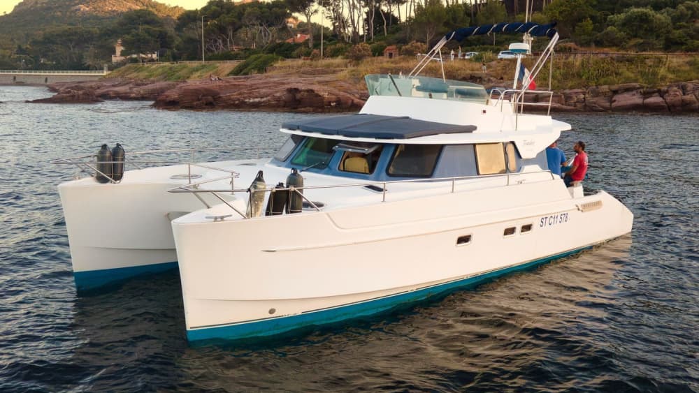 Day at sea – Cannes, Lérins Islands & Maubois Cove