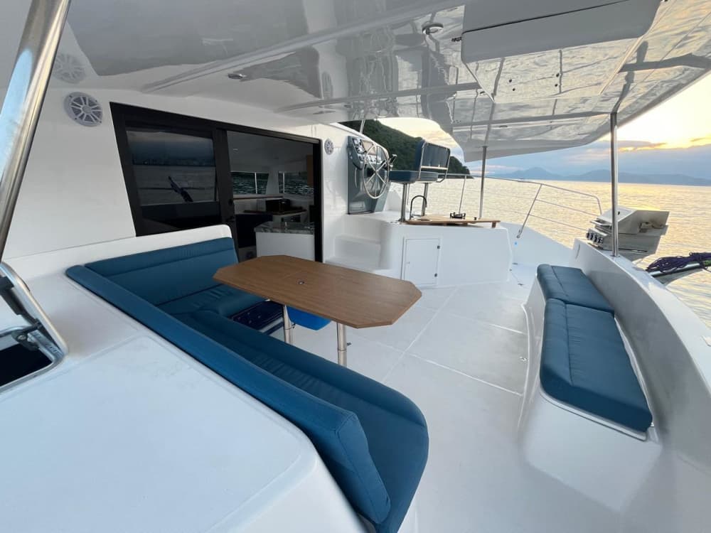 Onvergetelijke herinneringen op zee: breng 9 uur door met het verkennen van Paraty.