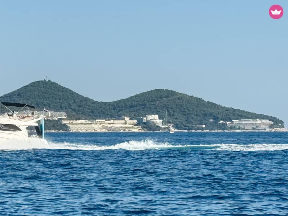 4 ore Grotte Blu e Verdi e Laguna Blu