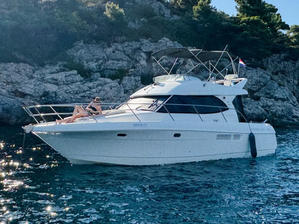 4 ore Grotte Blu e Verdi e Laguna Blu