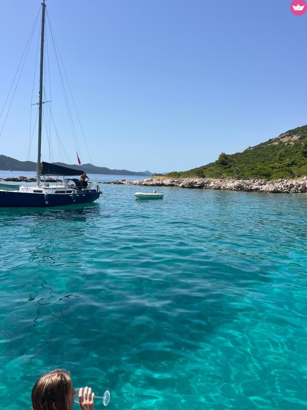 4 ore Grotte Blu e Verdi e Laguna Blu