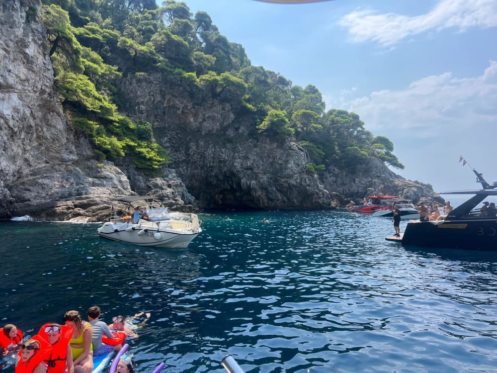 4 ore Grotte Blu e Verdi e Laguna Blu