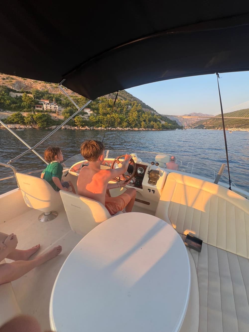 4 ore Grotte Blu e Verdi e Laguna Blu