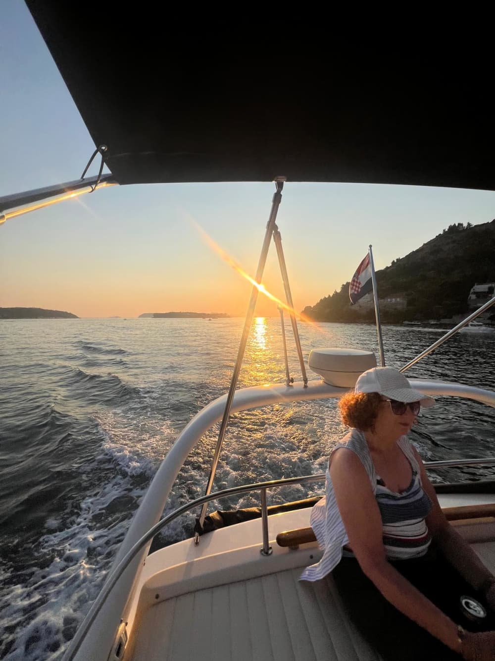 4 ore Grotte Blu e Verdi e Laguna Blu