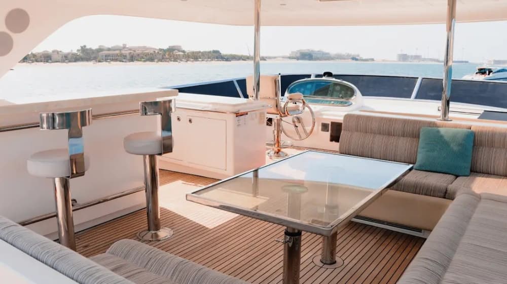 Luxury redefined in Dubai: An unforgettable day on a motor yacht