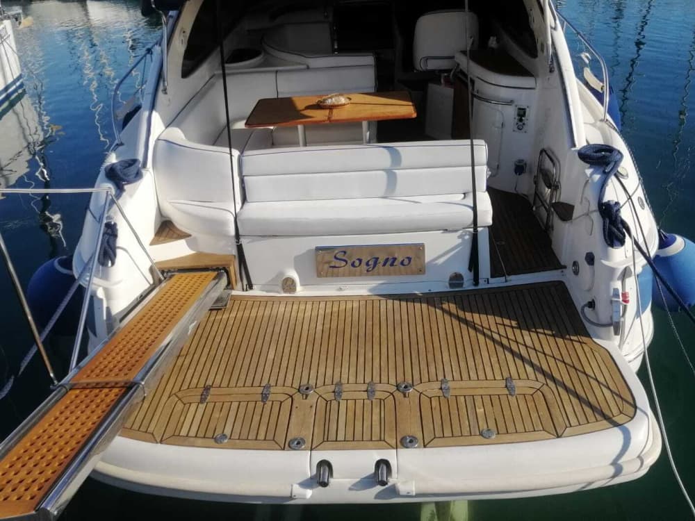 Din dag i Milazzo: Hyr en motorbåt för en heldags upptäcktsfärd