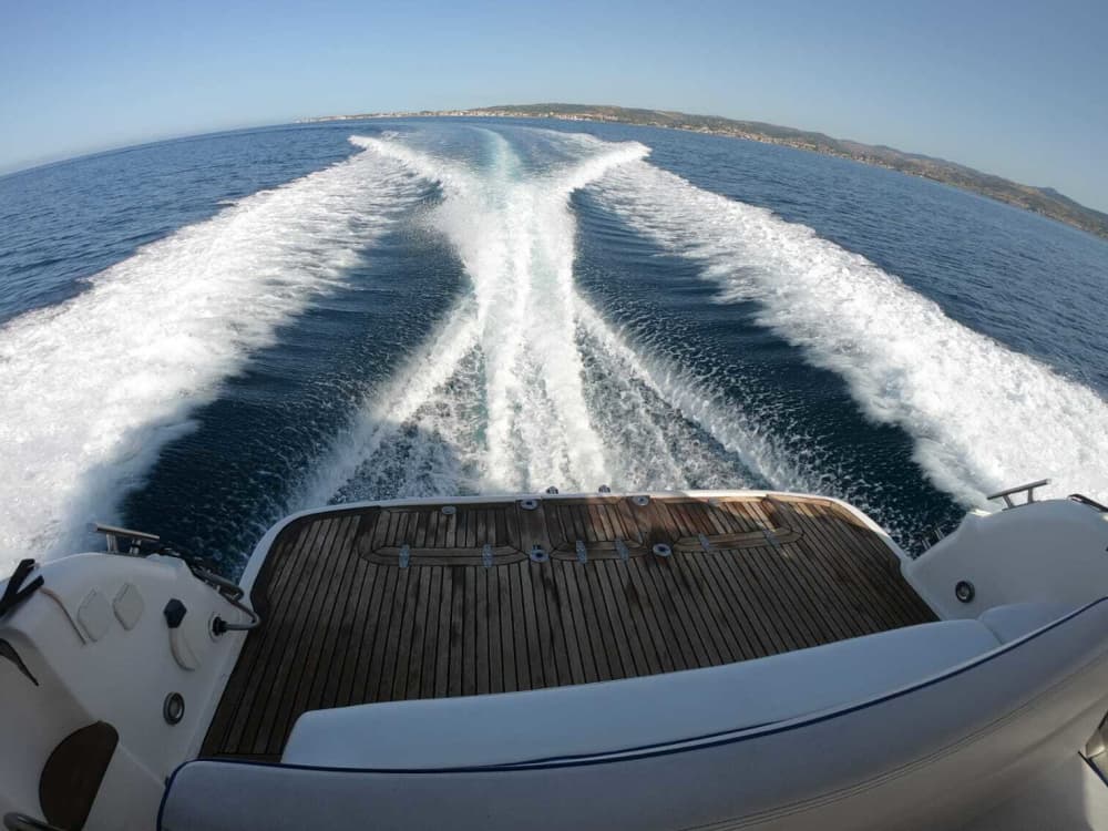 Din dag i Milazzo: Hyr en motorbåt för en heldags upptäcktsfärd