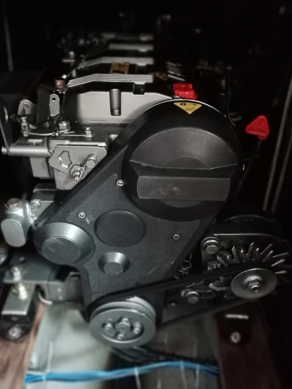 Scopri Pegli a bordo di una barca a vela per un'intera giornata.